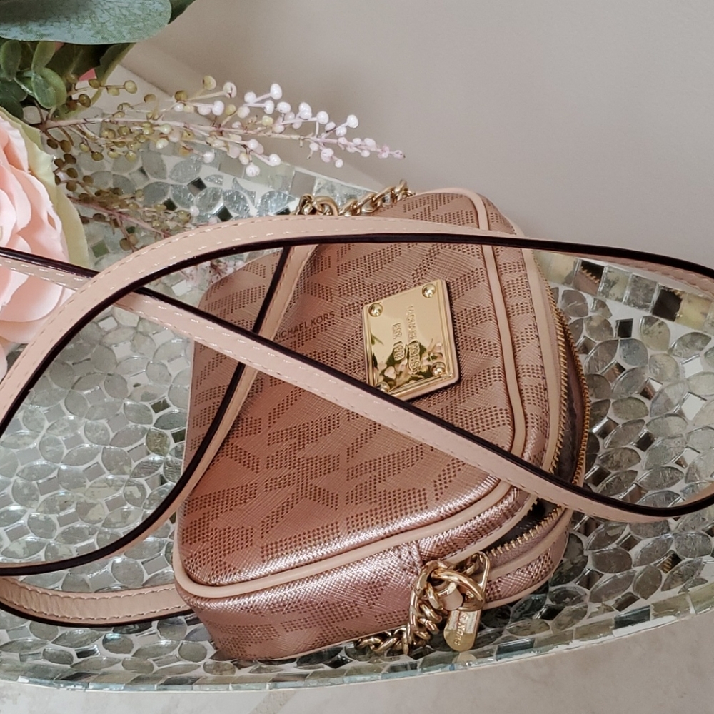 🥳🎈HOST PICK!🎈🥳  💜 NWOT MICHAEL KORS Rose Gold Crossbody Handbag 💜 - Picture 10 of 11